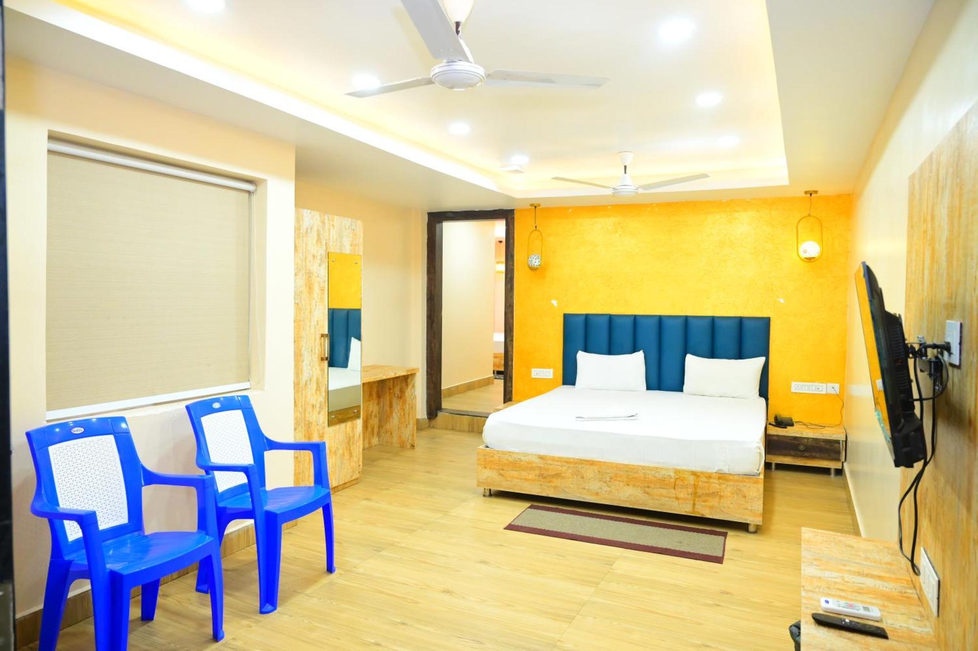 Mor Santosh Inn- Near Temple-lift & Wifi Facilities-best Selling & Best Choice Of Travellers Hotel Puri